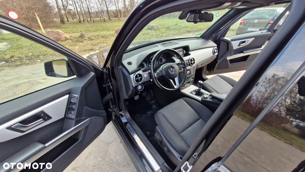 Mercedes-Benz GLK 200 CDI (BlueEFFICIENCY) - 23