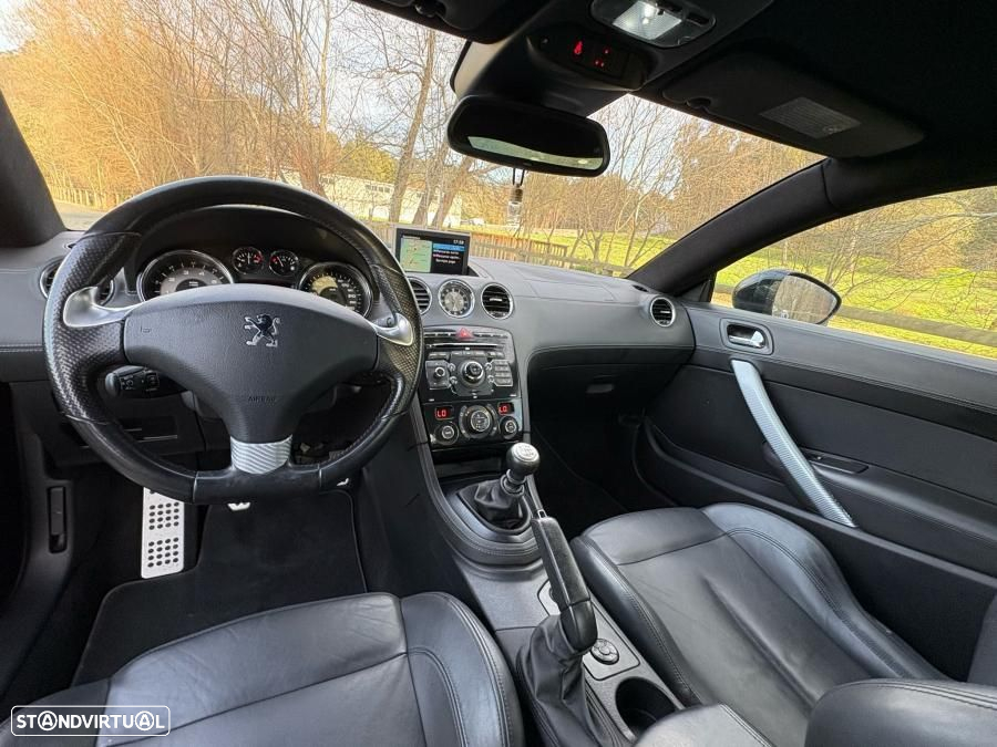 Peugeot RCZ 1.6 THP SE Black Yearling - 25