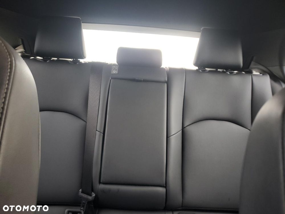 Lexus UX - 11