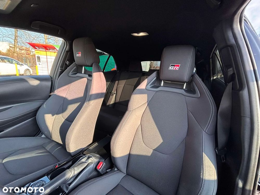 Toyota Corolla 1.6 GR Sport - 19