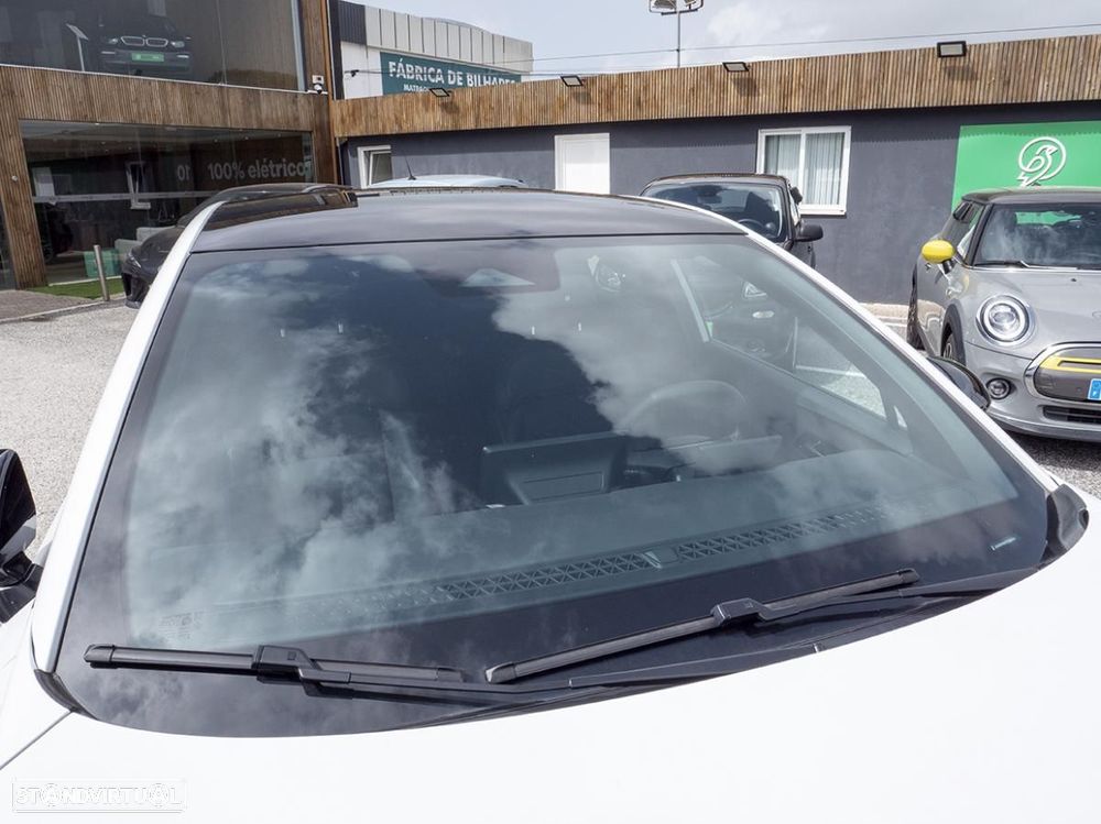 MG MG4 77 kWh Extended Range Luxury - 8