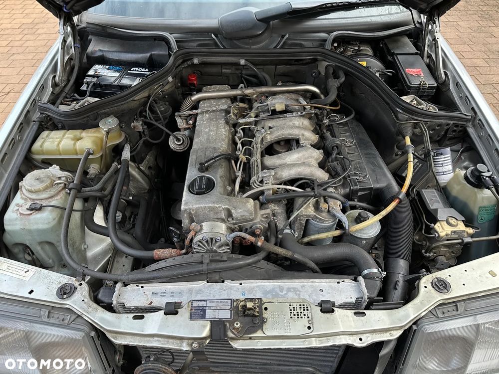 Mercedes-Benz W124 (1984-1993) - 14