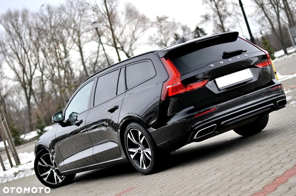 Volvo V60 T4 Geartronic R-Design - 11