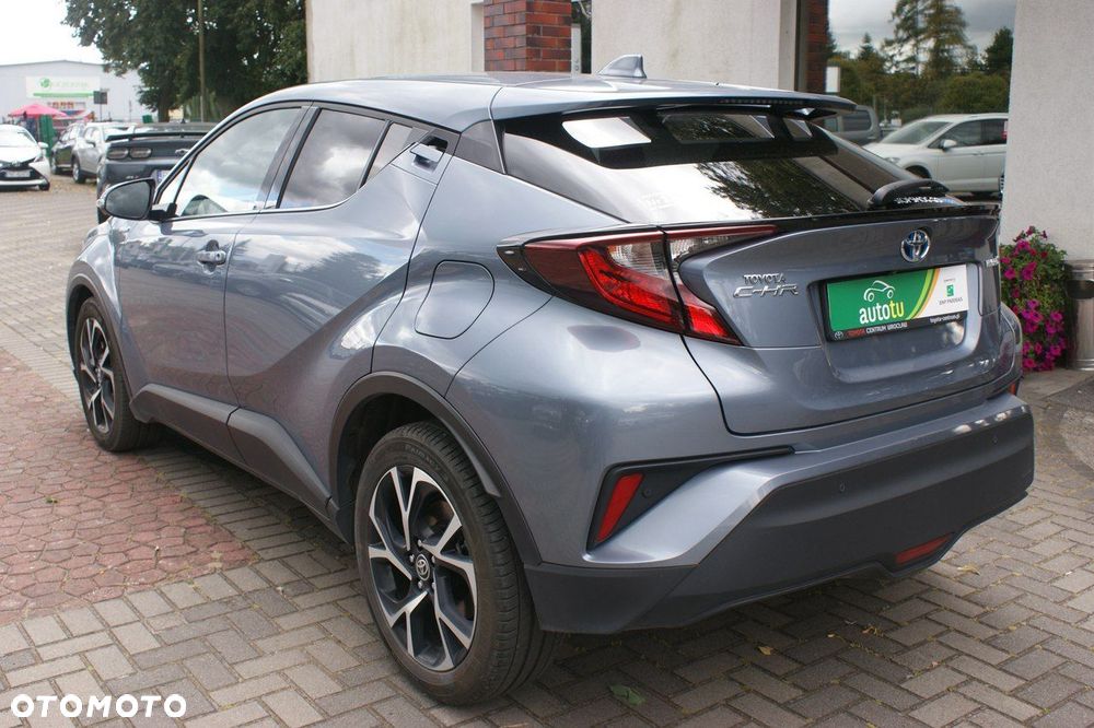 Toyota C-HR - 10