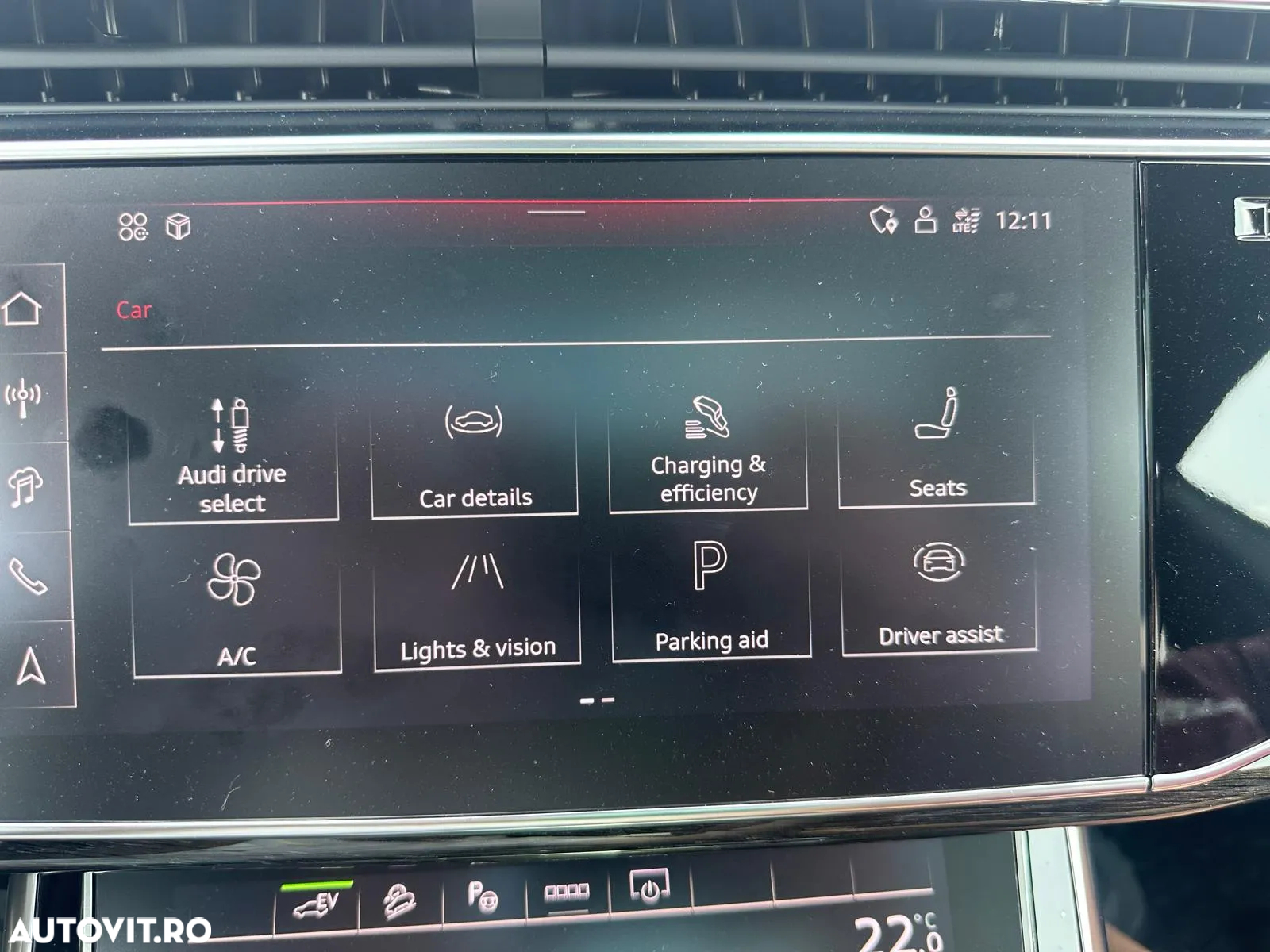 Audi Q8 - 12