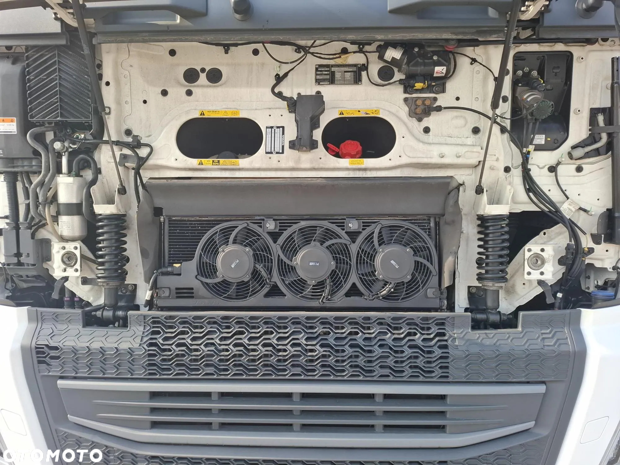 Volvo FH 460 LNG - 9