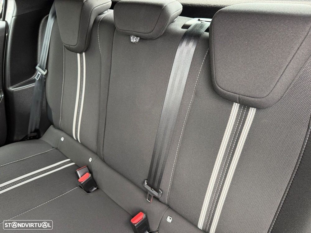 Opel Corsa 1.2 T GS - 13