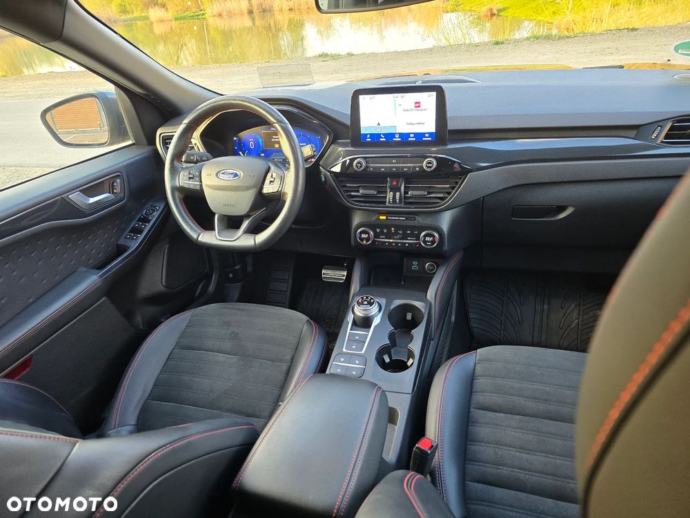 Ford Kuga 2.0 EcoBlue 4x4 ST-LINE X - 17