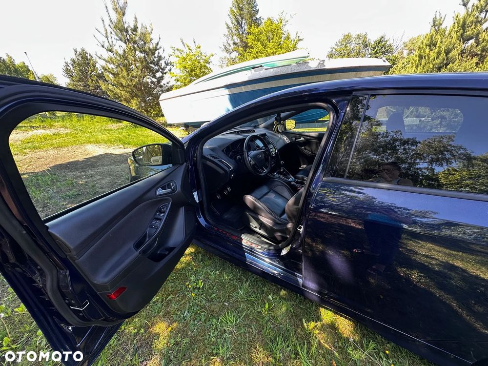 Ford Focus 2.0 EcoBoost ST-2 - 16