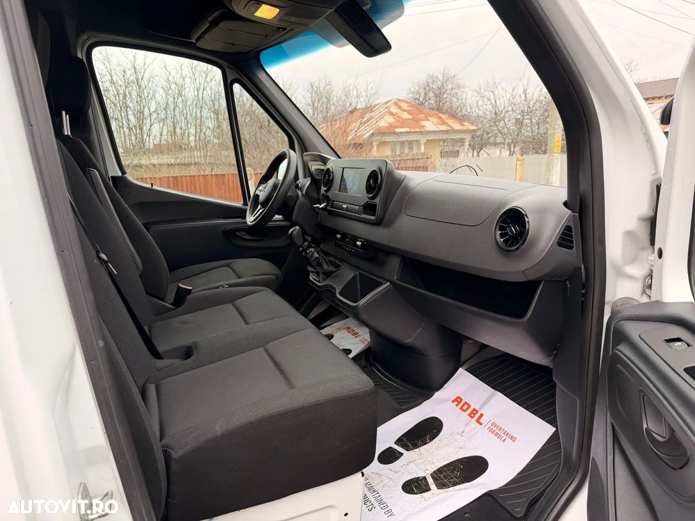 Mercedes-Benz Sprinter - 8