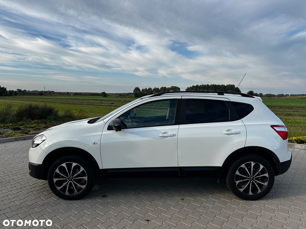 Nissan Qashqai 2013 photo 3