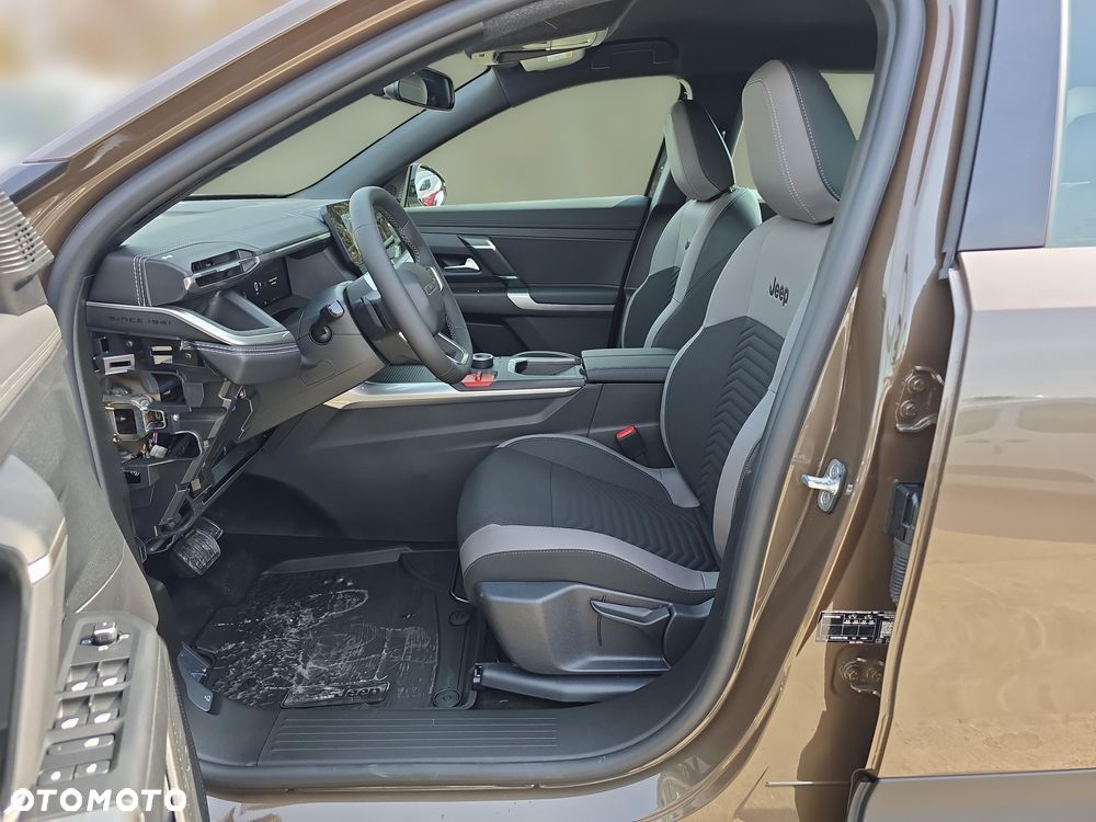 Jeep Compass 1.2 T3 mHEV Altitude FWD DCT - 13