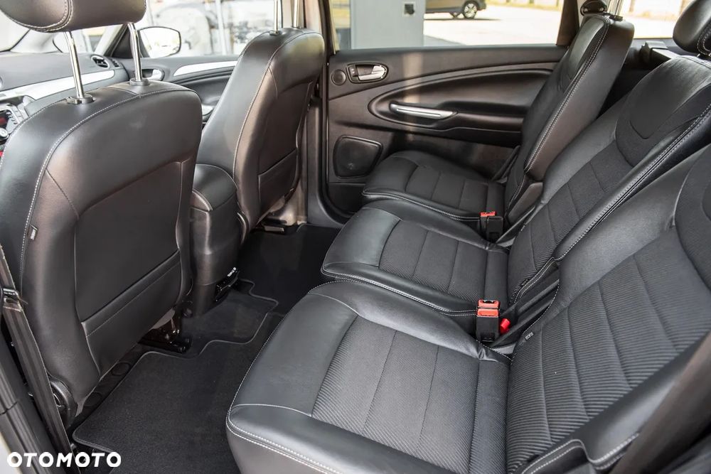 Ford S-Max 2.0 TDCi DPF Titanium X - 22