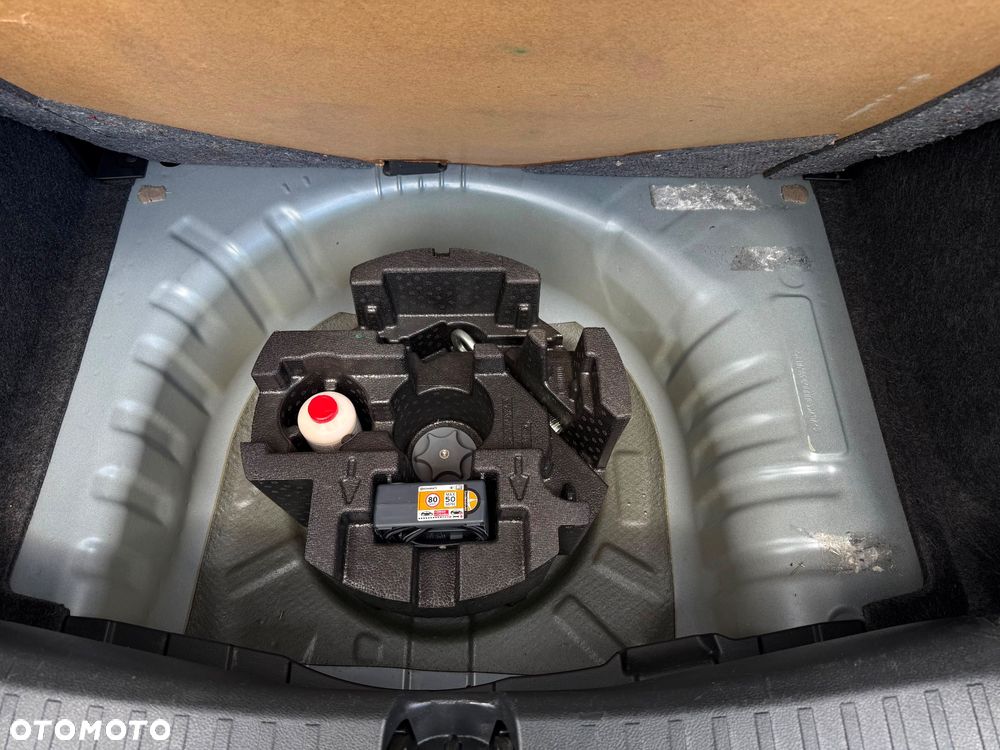 Nissan Micra 1.0 IG-T Tekna - 17