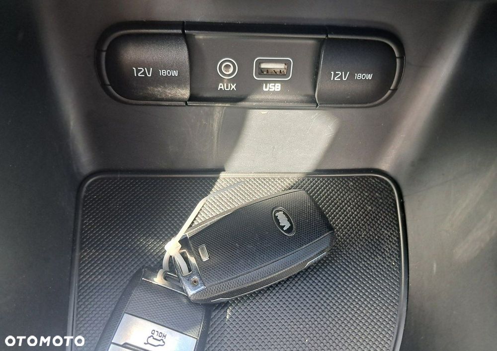 Kia Sportage 2.0 CRDI L 4WD - 22