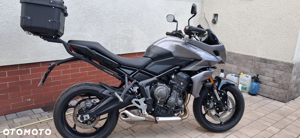 Triumph Tiger - 27