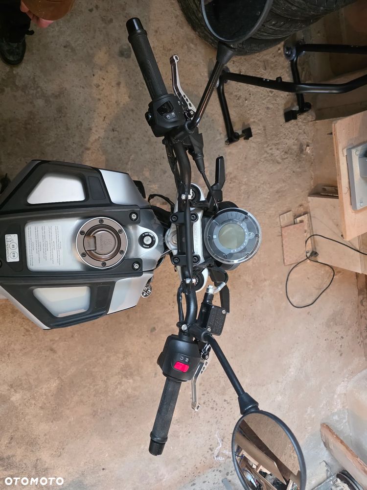 Husqvarna Vitpilen - 9