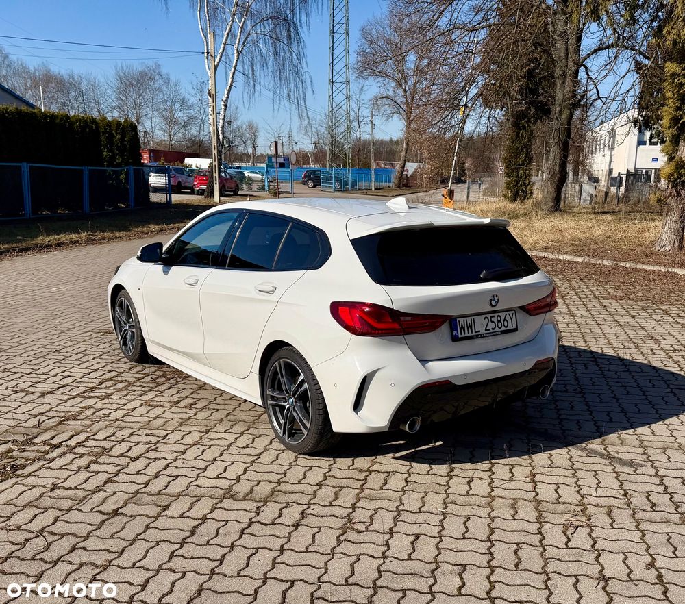 BMW Seria 1 118d Edition M Sport Shadow - 14