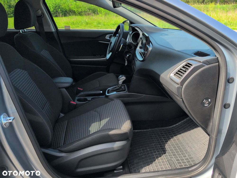 Kia XCeed 1.5 T-GDI M DCT - 22