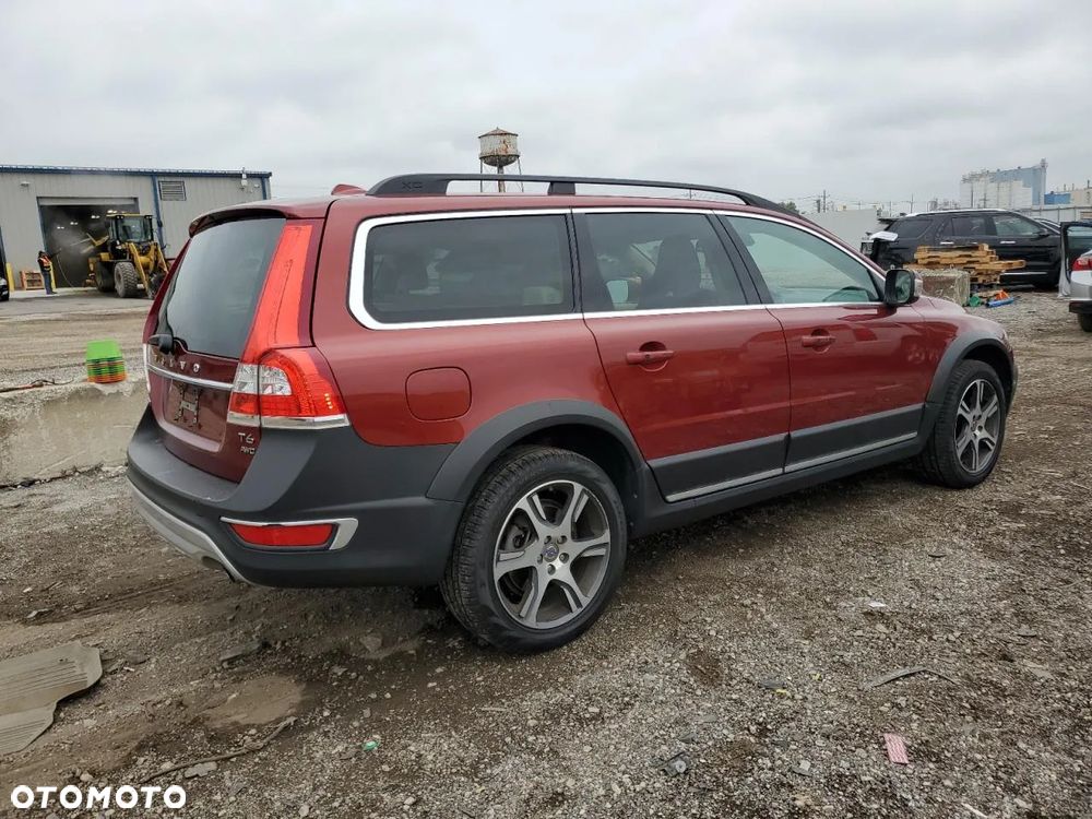 Volvo XC 70 - 4