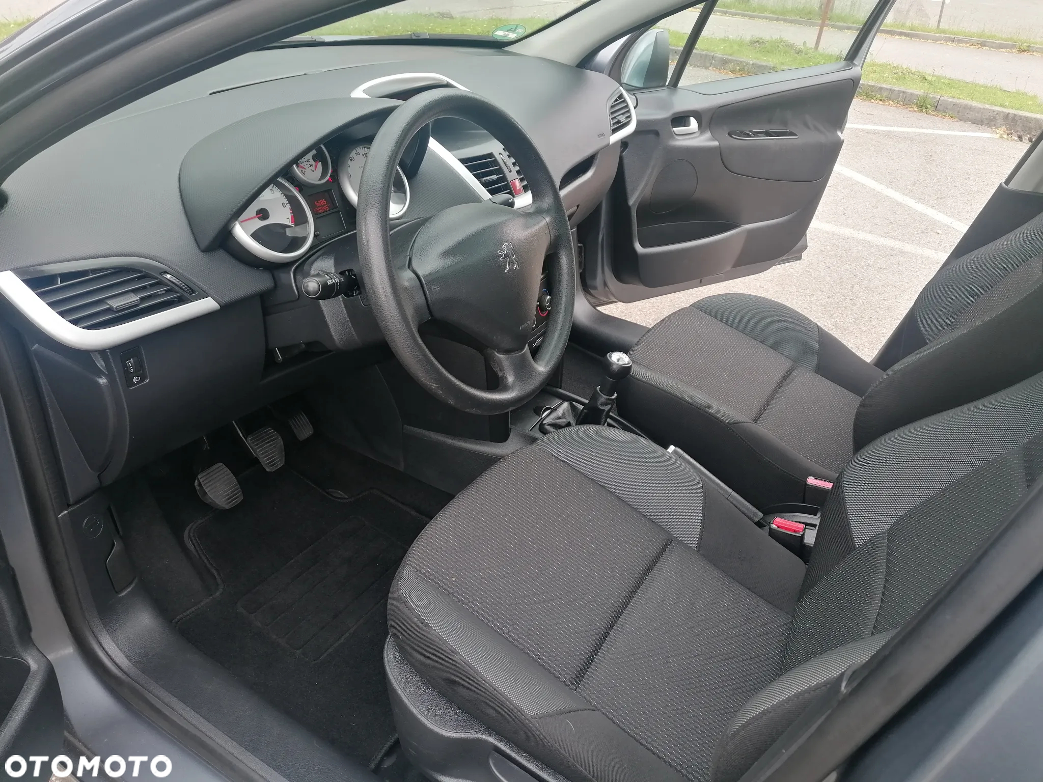 Peugeot 207 1.4 U Move - 10