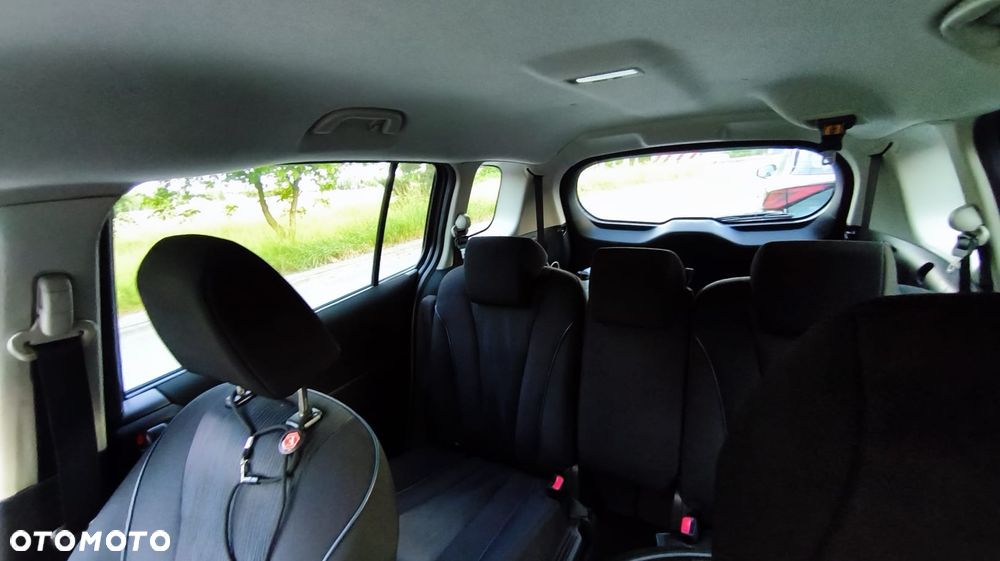 Mazda 5 2.0 Exclusive - 22