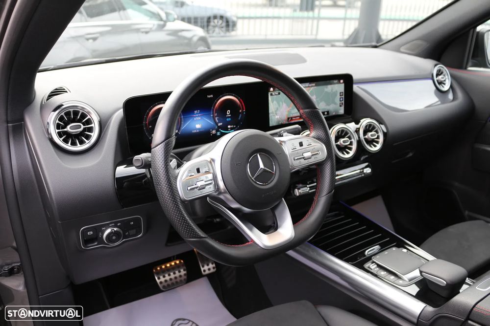 Mercedes-Benz GLA 250 e AMG Line - 13