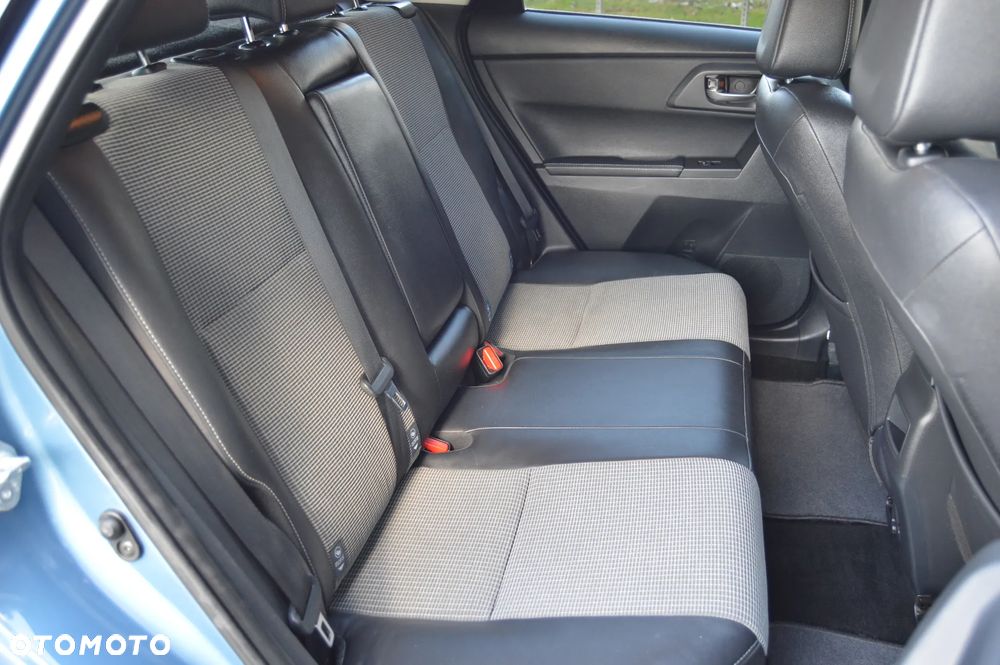 Toyota Auris 1.2 Turbo Executive - 33