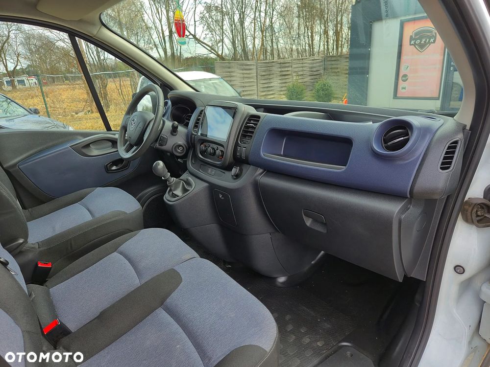 Opel Vivaro - 20