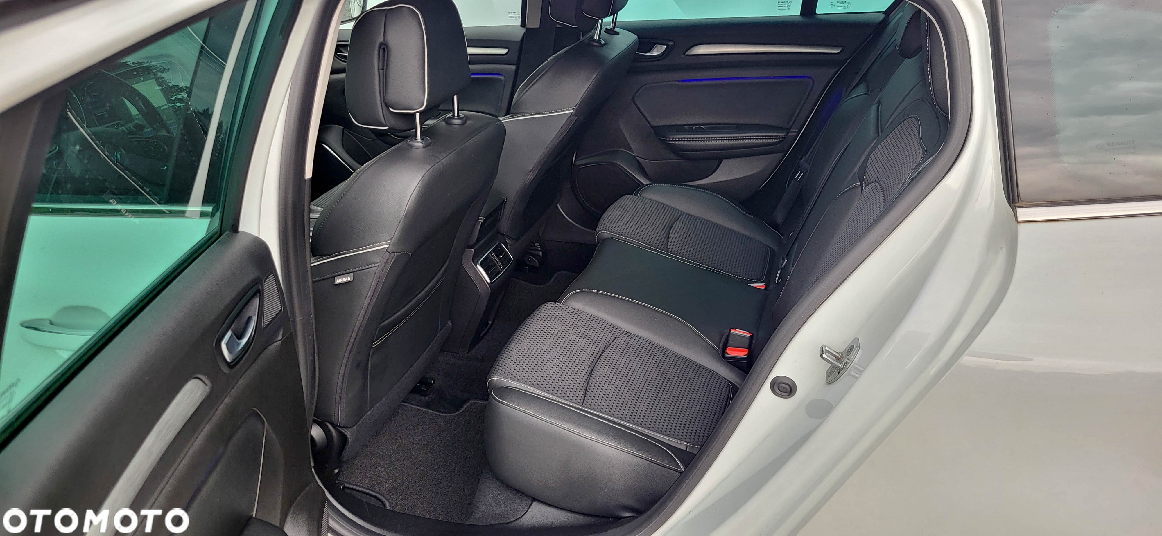 Renault Megane Grandtour BLUE dCi 150 EDC BOSE EDITION - 20