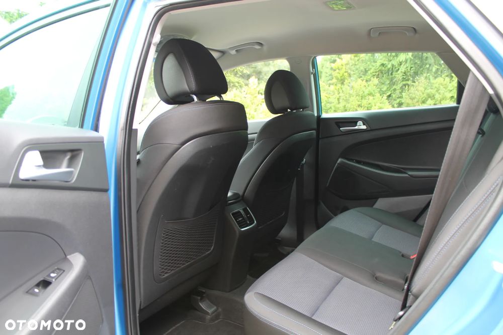 Hyundai Tucson 1.7 CRDI BlueDrive Style 2WD - 26