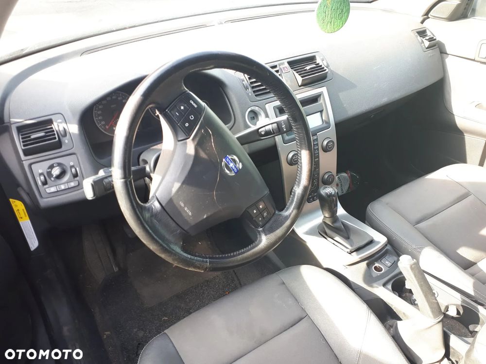 VOLVO V50 04-07 1.8 16V OŚWIETLENIE KABINY LAMPKA PODSUFITKI - 3