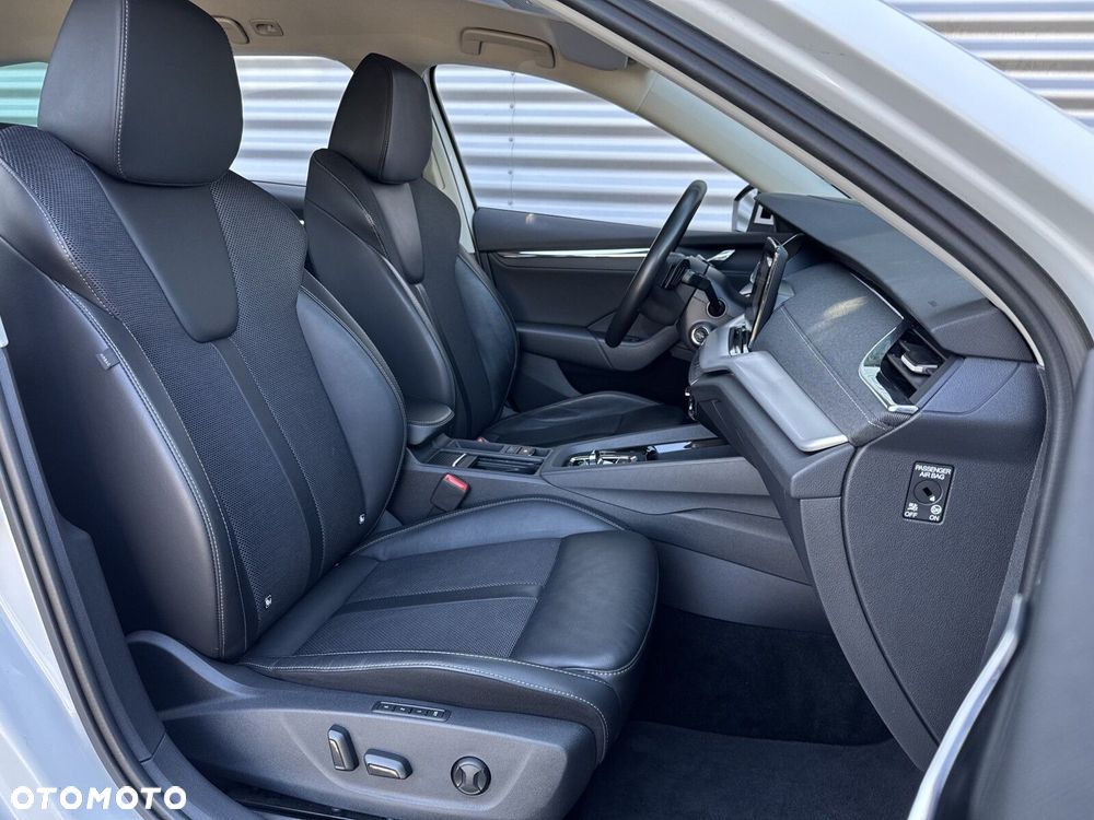 Skoda Octavia 1.4 TSI Plug-In Hybrid Style DSG - 12