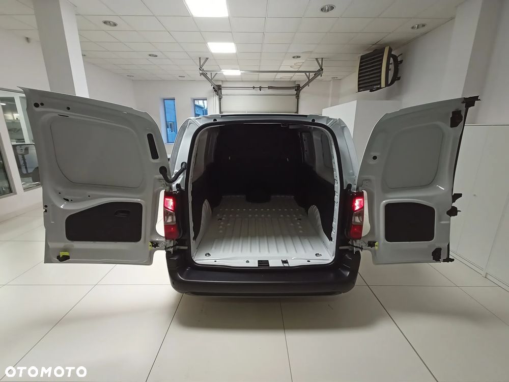 Fiat e Doblo L2 750kG, 136KM, akumulator 50 kWh - 7