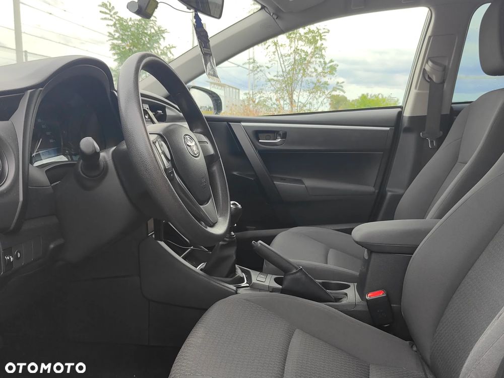 Toyota Corolla 1.33 Active EU6 - 23