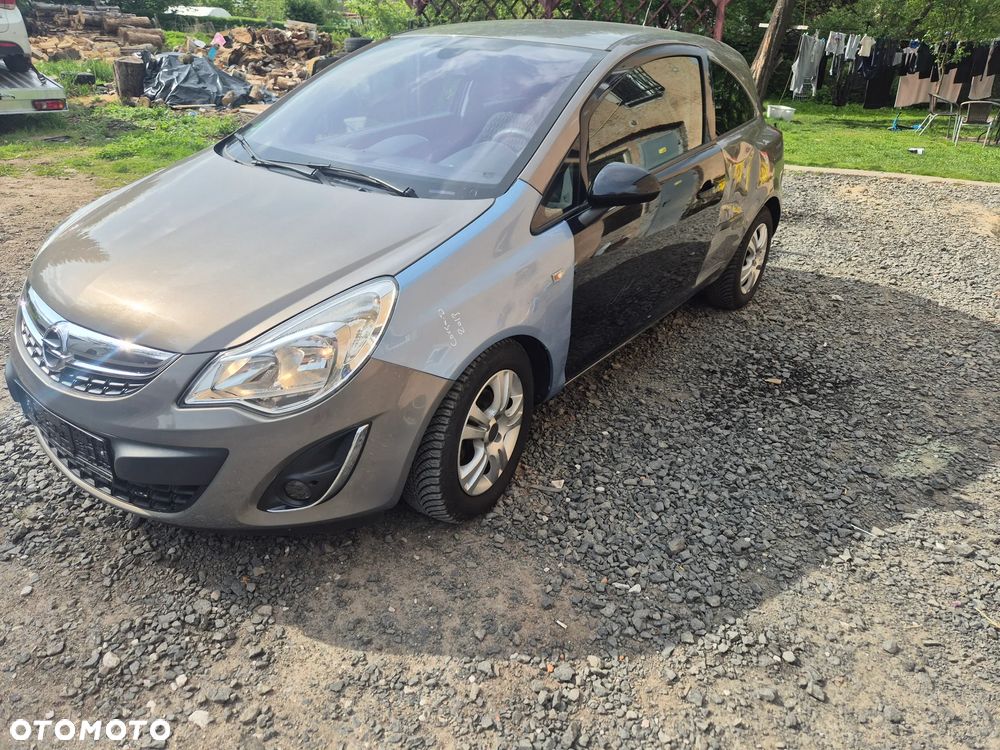 Opel Corsa 1.4 16V Automatik 150 Jahre - 26