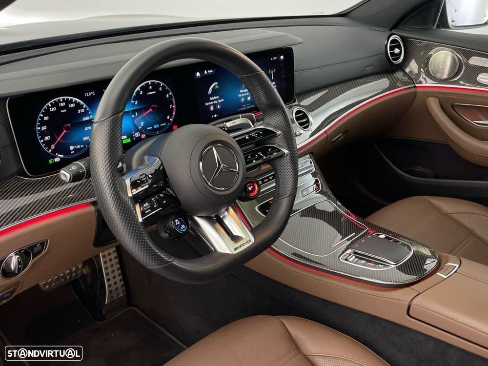 Mercedes-Benz E 53 AMG 4Matic+ — fotografia 18