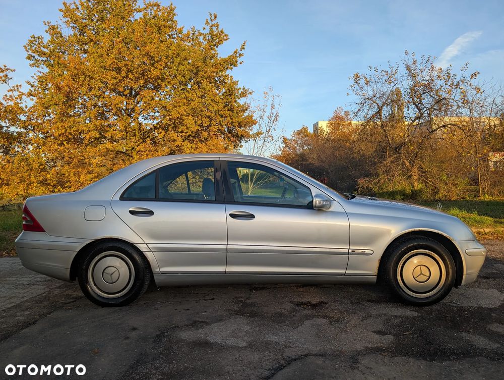 Mercedes-Benz Klasa C - 21