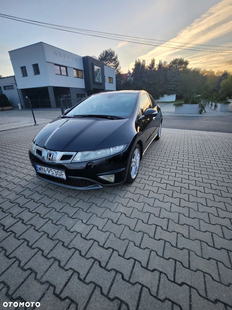 Honda Civic 1.8 Executive - 1