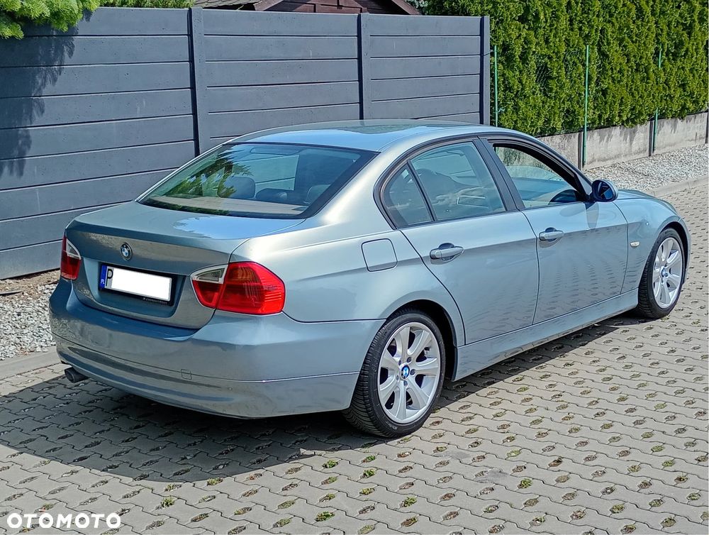 BMW Seria 3 320d DPF Edition Fleet Exclusive - 4