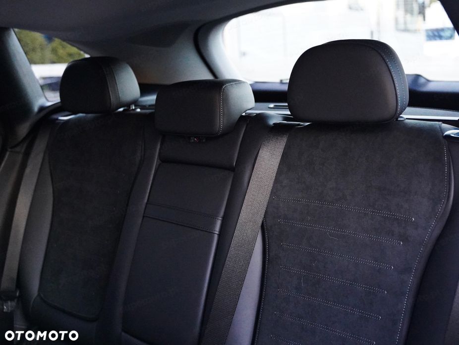 Mercedes-Benz GLC - 17