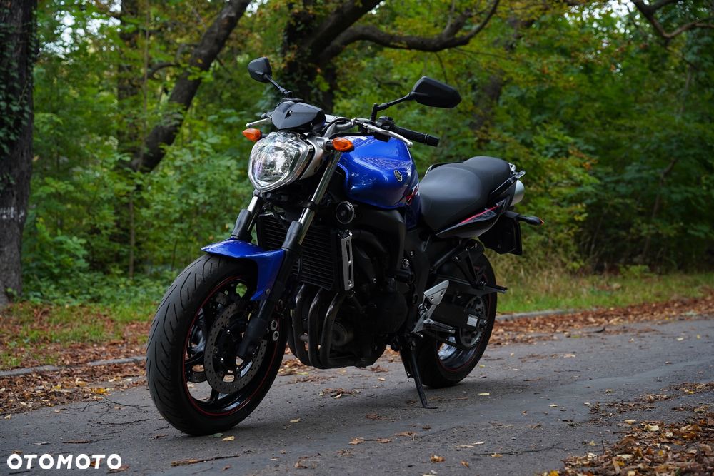 Yamaha FZ6 - 16
