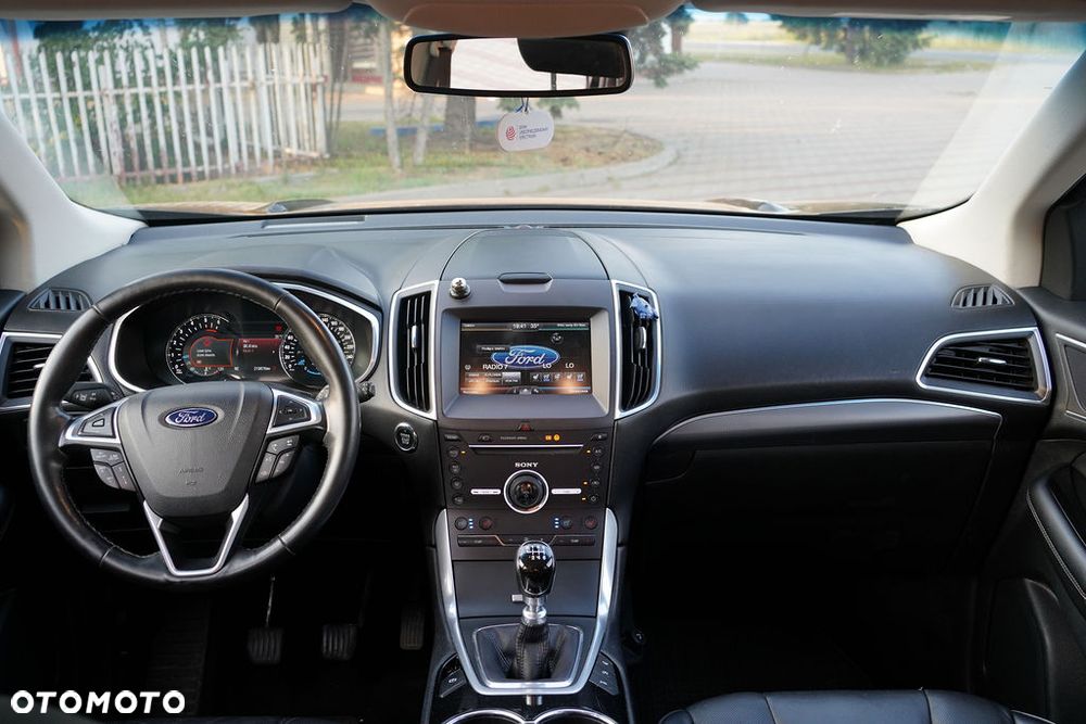 Ford Edge 2.0 TDCi 4WD Titanium - 12