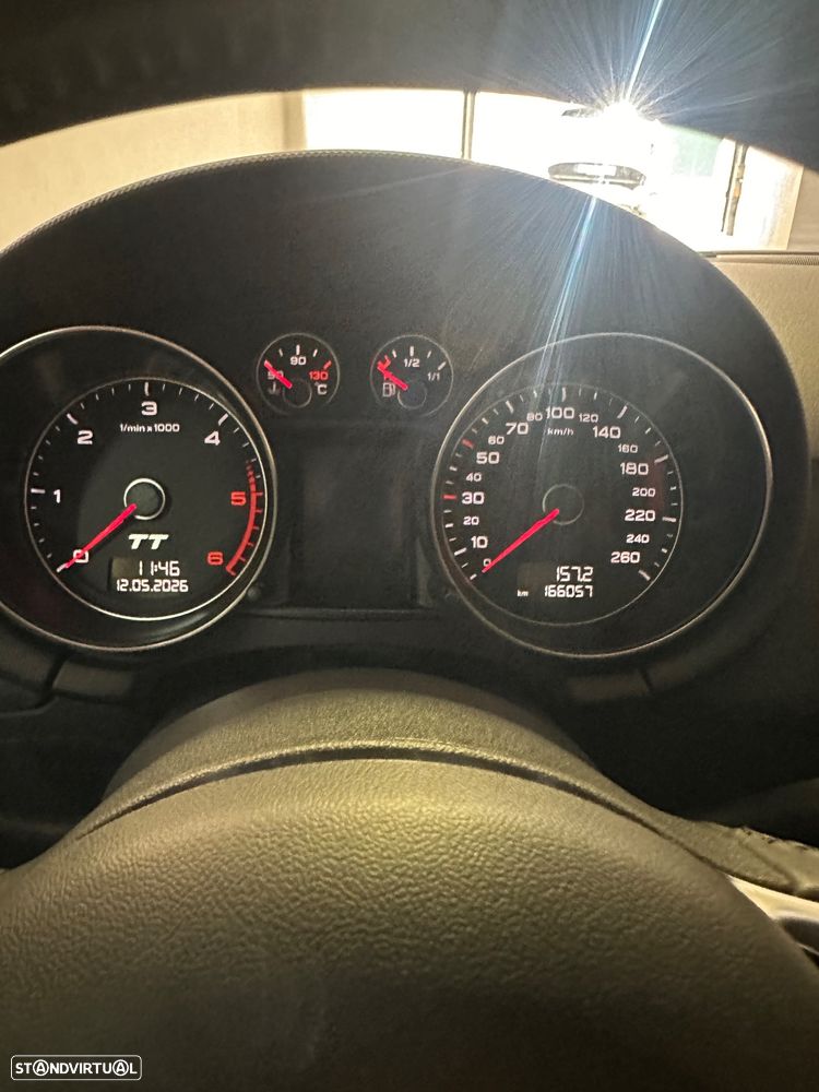 Audi TT Coupé 2.0 TDI quattro - 15