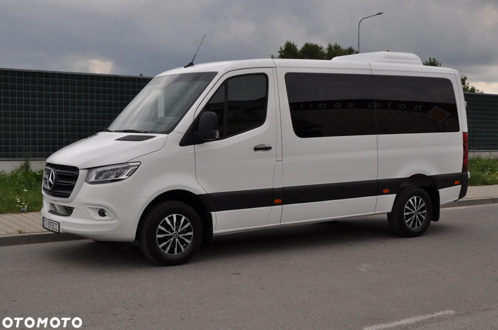 Mercedes-Benz Sprinter 319 CDI Standard SELECT 9G-Tronic 907.233 - 1