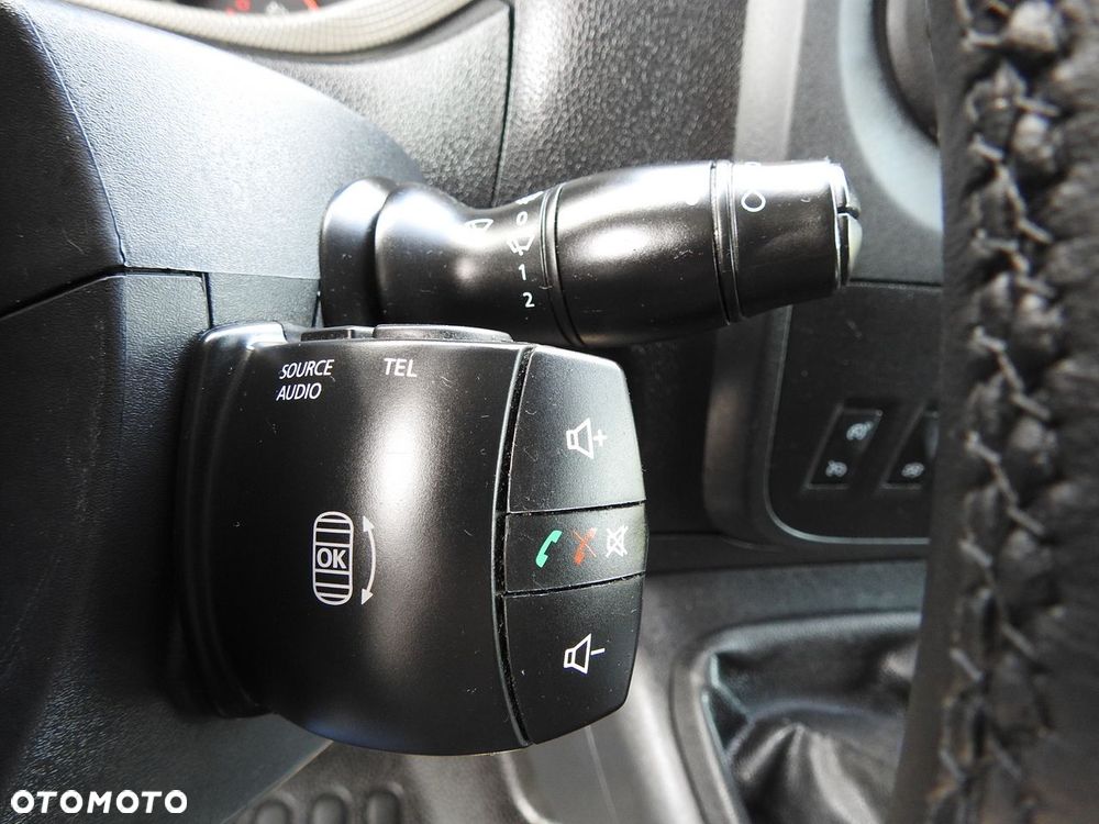 Renault MASTER PLANDEKA 8 PALET TEMPOMAT KLIMATYZACJA  170KM - 29