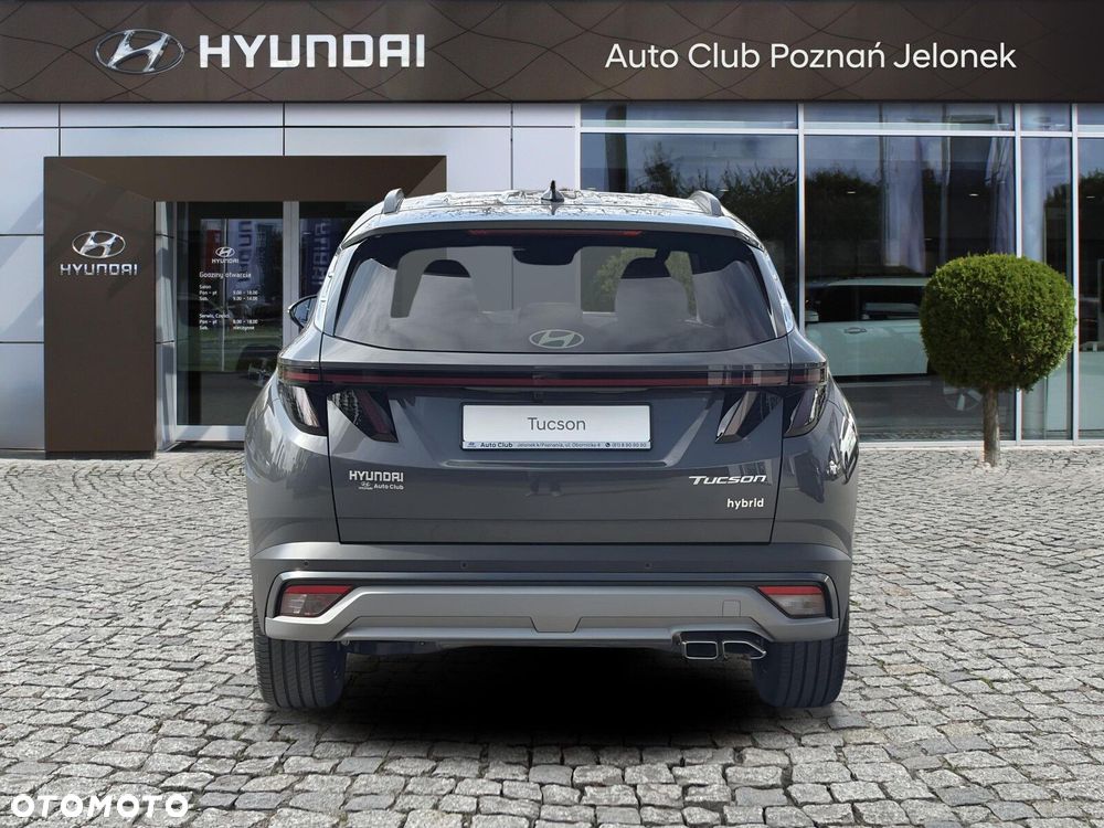 Hyundai Tucson - 4