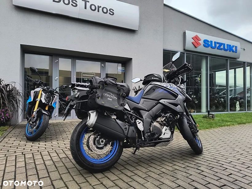 Suzuki V-STROM - 4