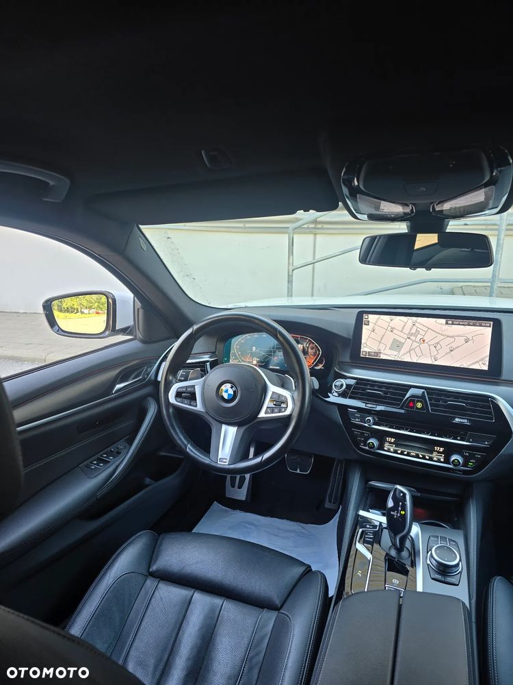 BMW Seria 5 520d xDrive mHEV M Sport sport - 17