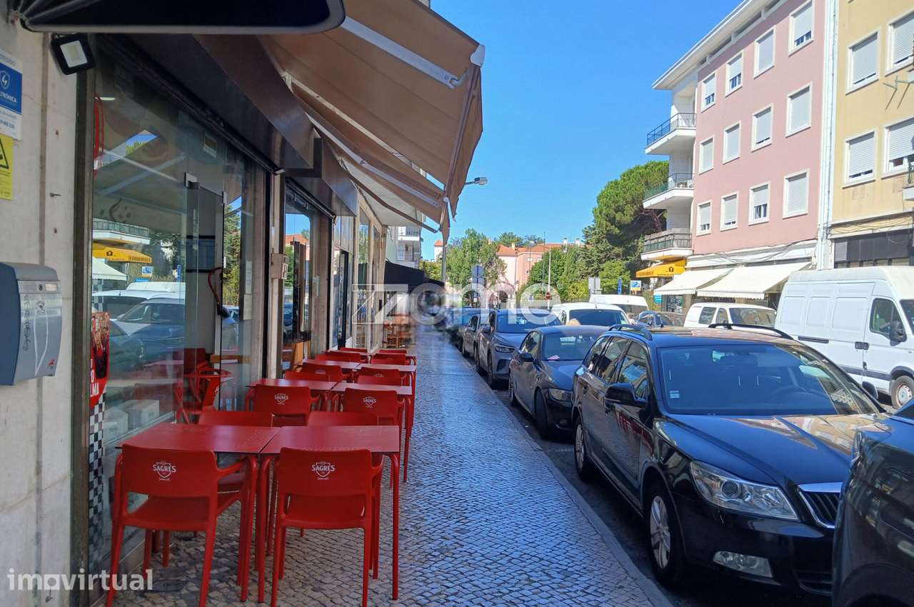 Trespasse de Café/Snack-Bar em Funcionamento no Coração de Alvalade - Grande imagem: 4/23